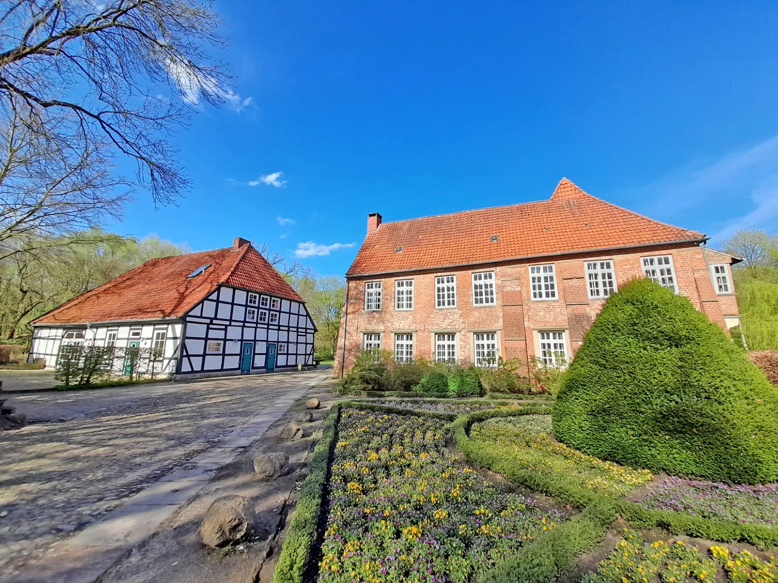 Замок Бломендаль, историческая крепость.