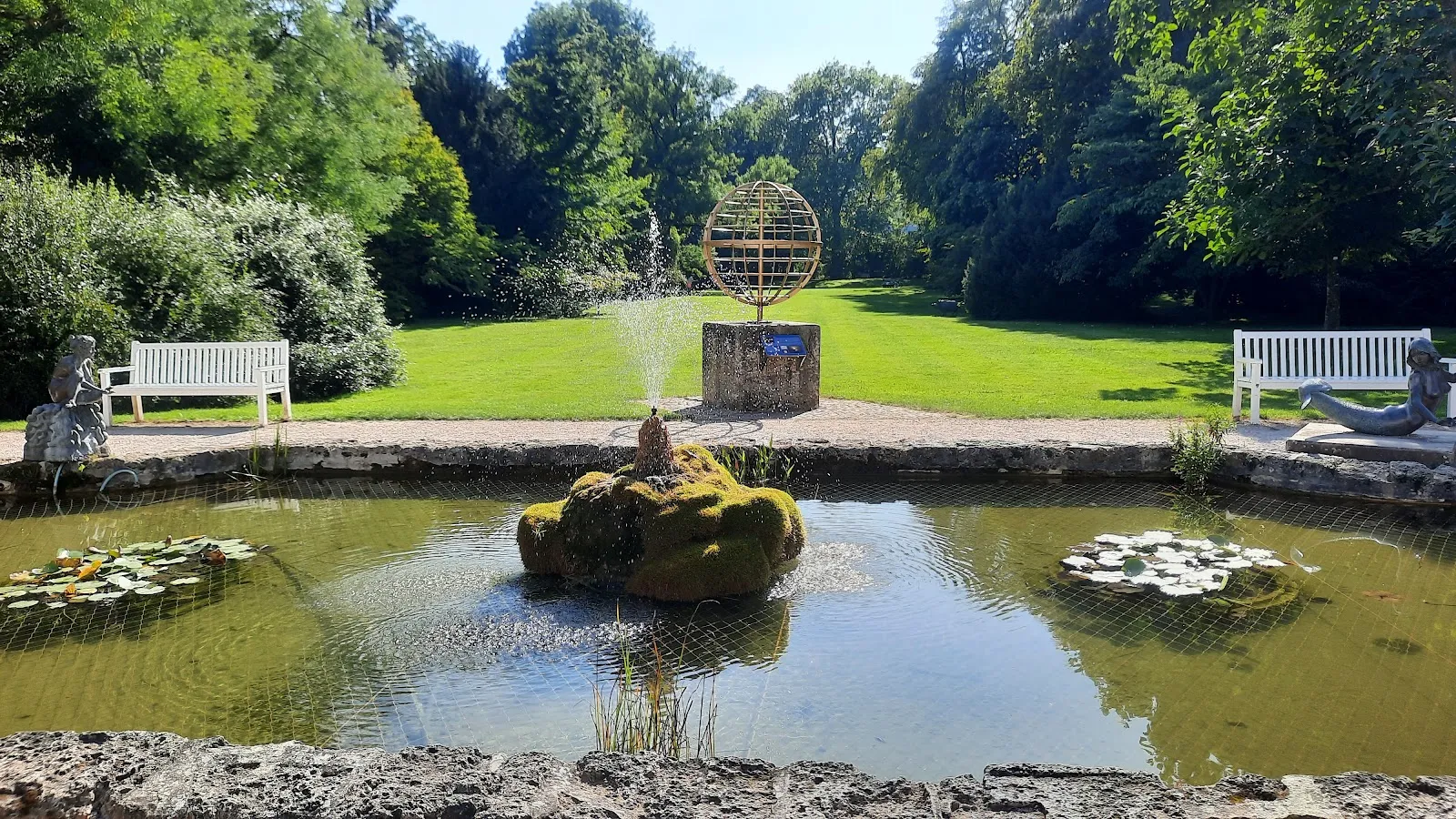 Вид на Замок Донцдорф, Германия