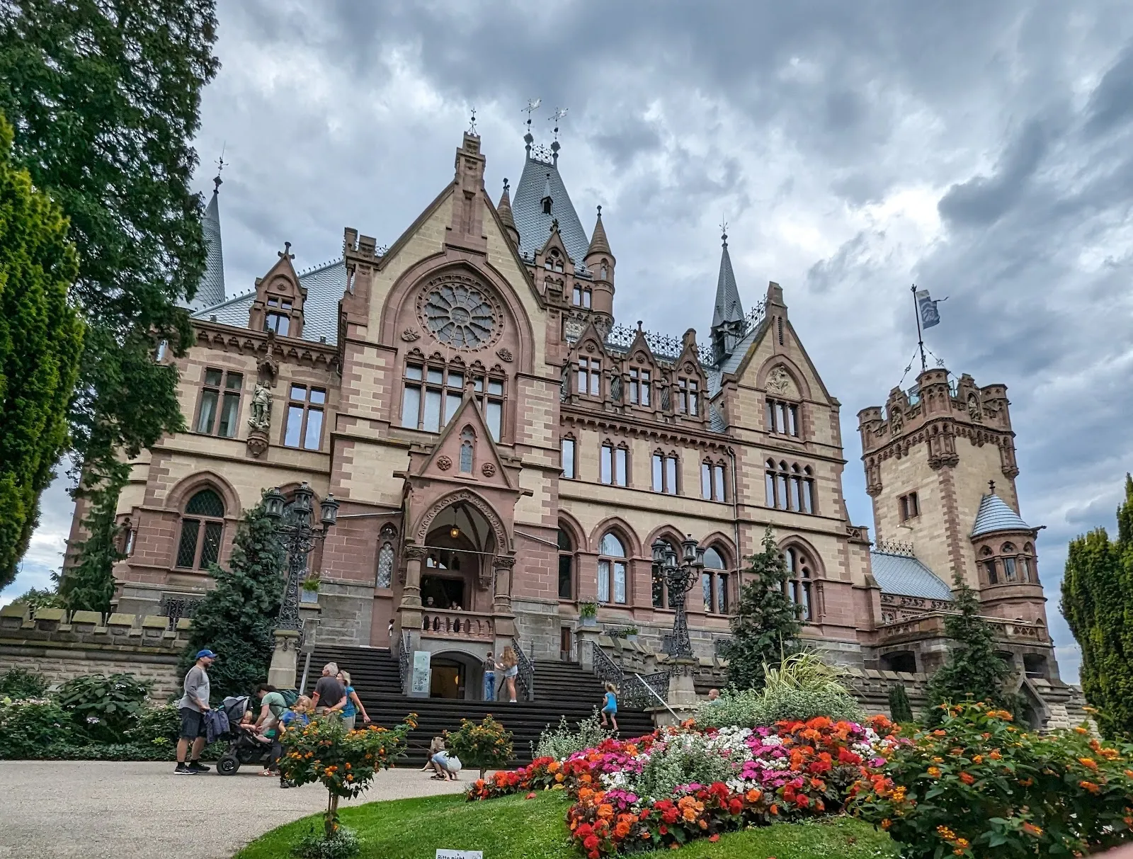 Замок Драхенбург, Германия