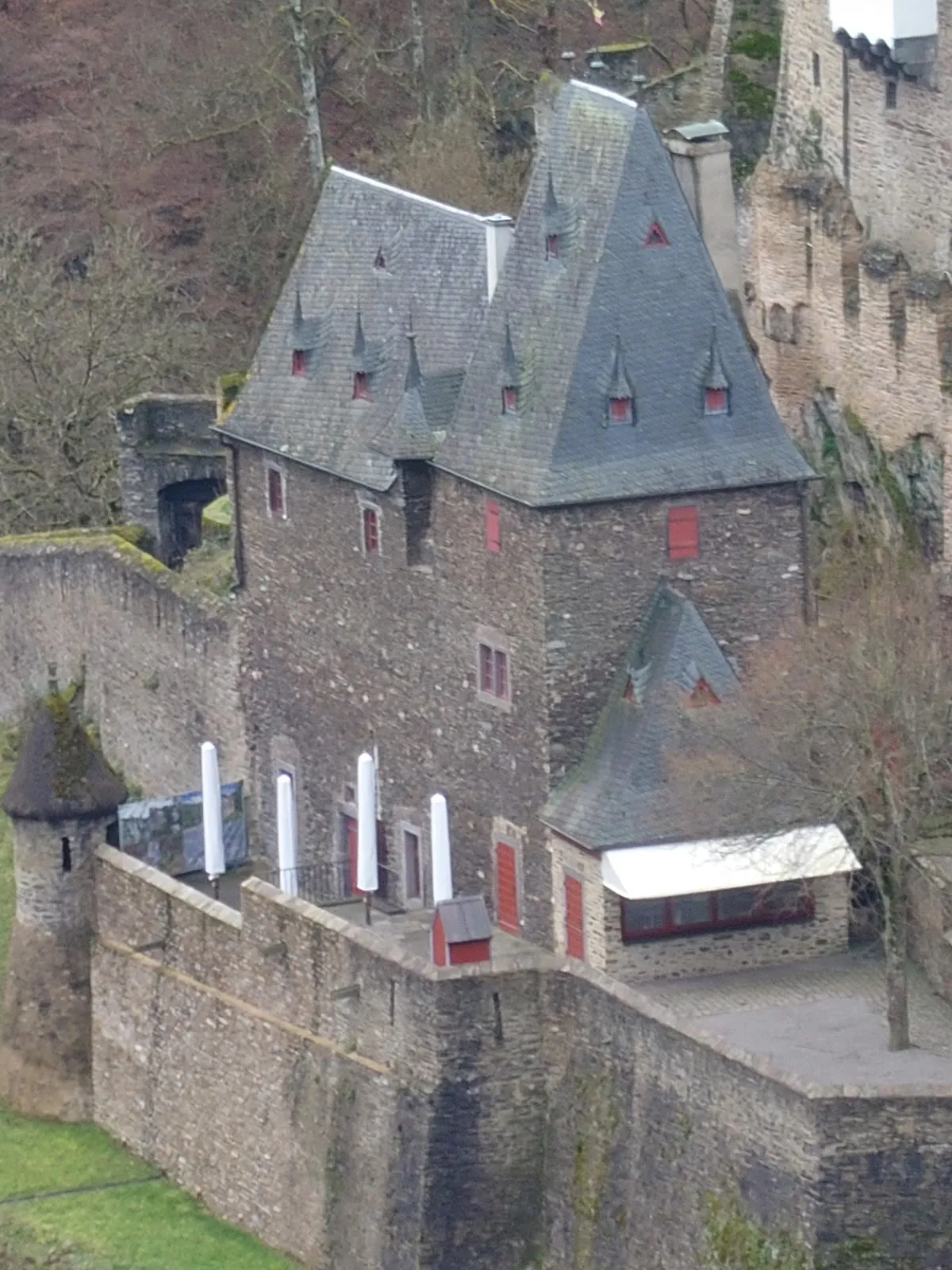 Замок Эльц, Германия