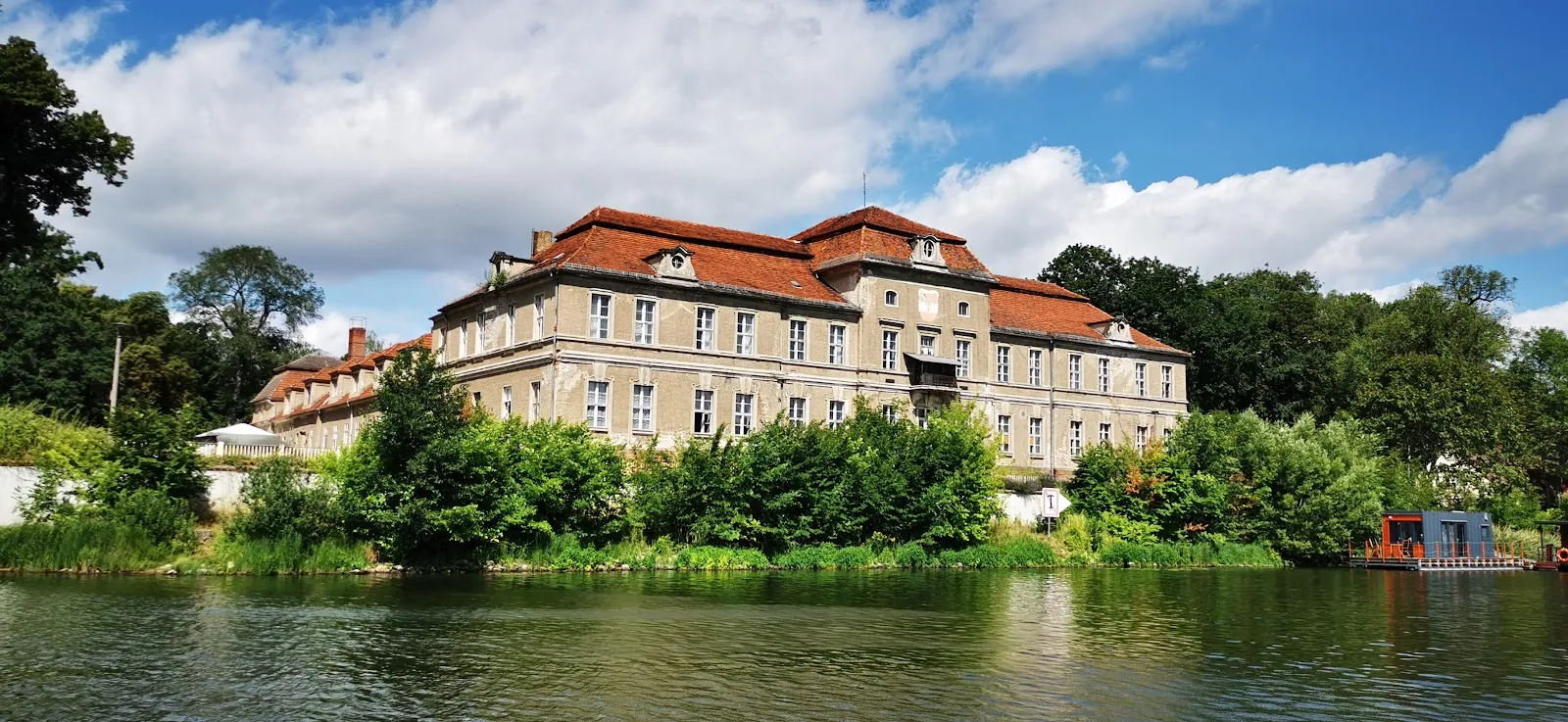 Замок Фонтане