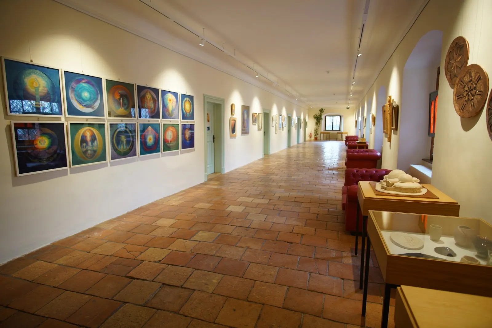 Вид на замок Хоэнфельс, Германия