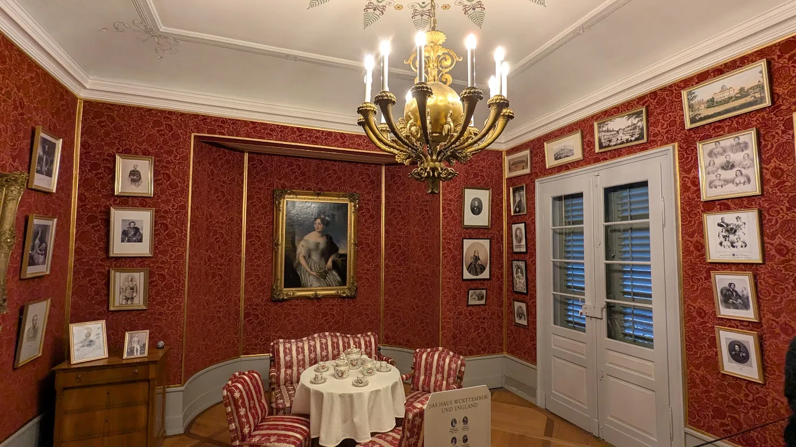 Вид на Замок Кирххайм с высоты птичьего полета