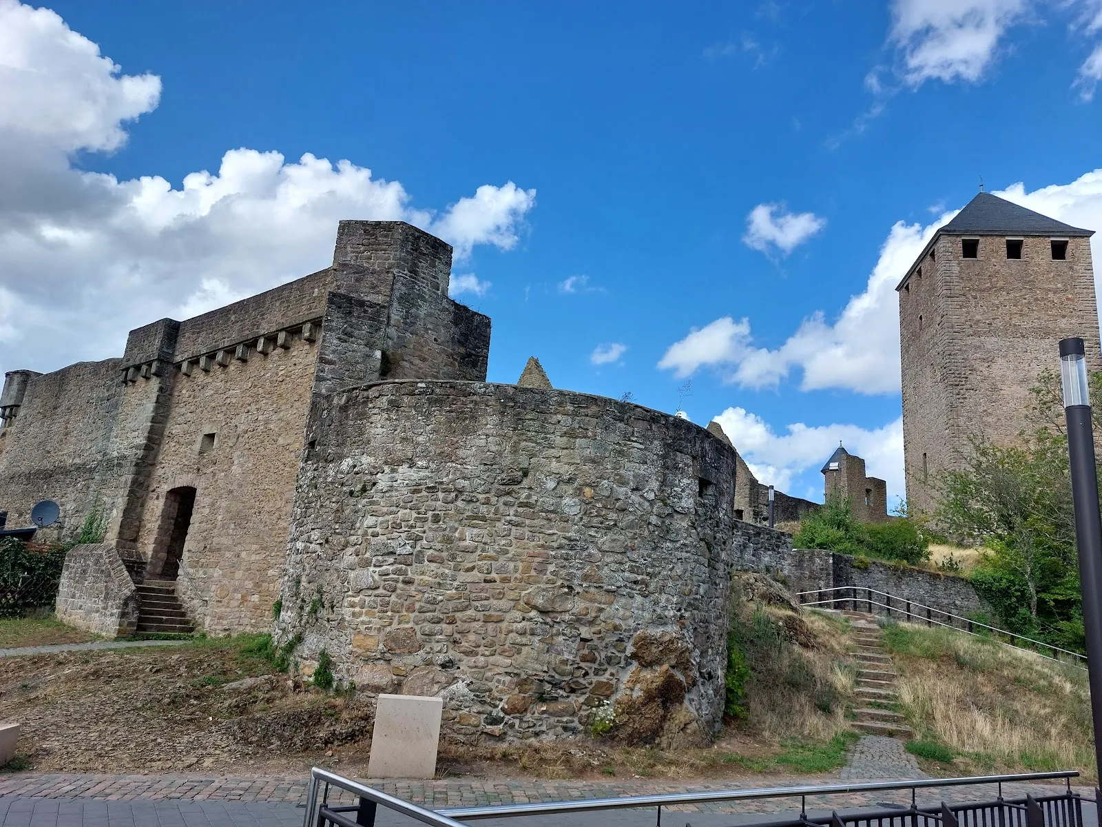 Вид на замок Лихтенберг