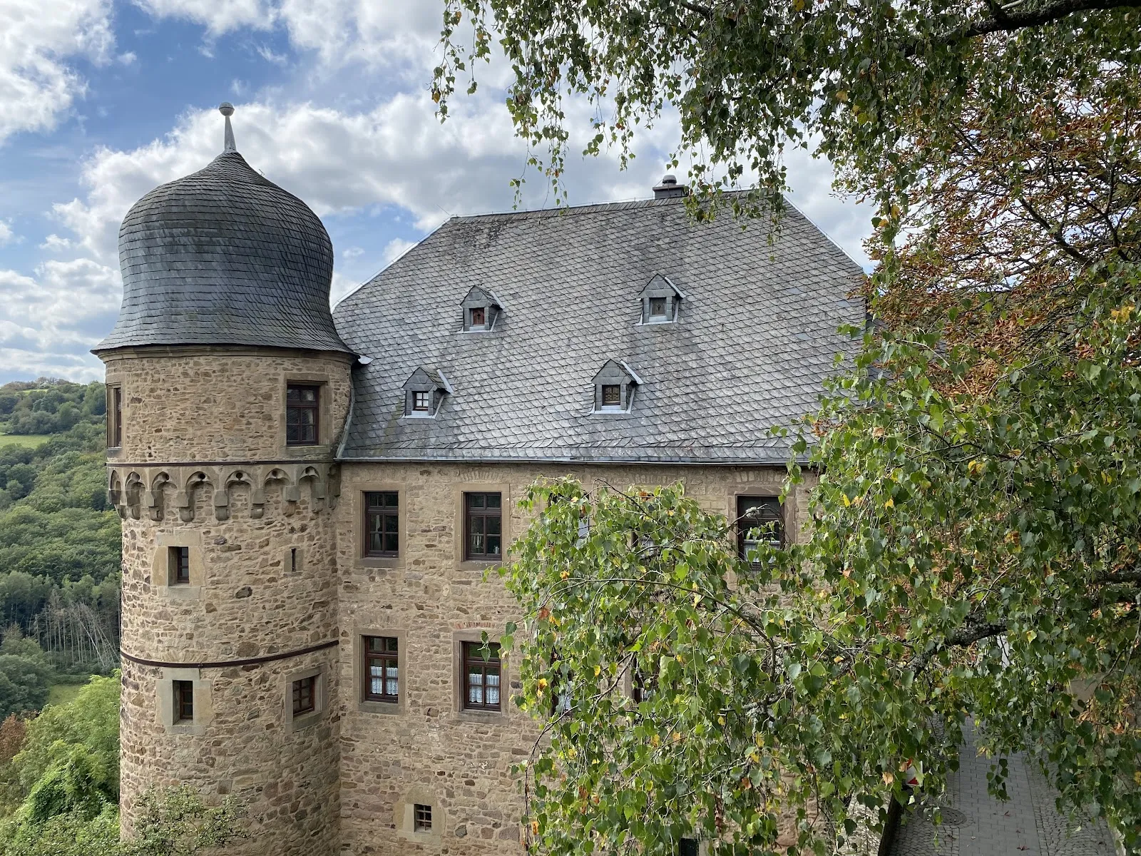 Вид на замок Лихтенберг