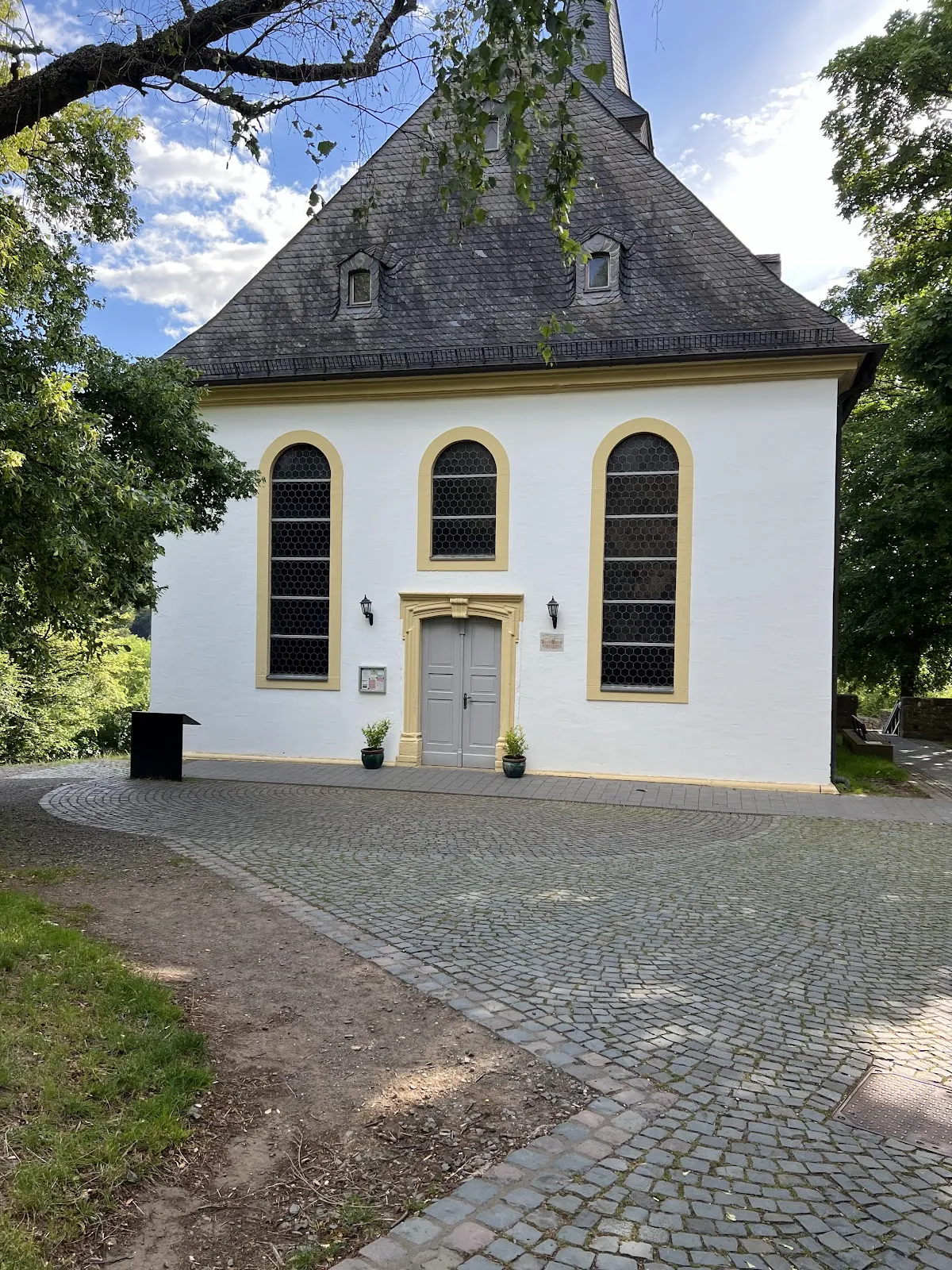 Вид на замок Лихтенберг