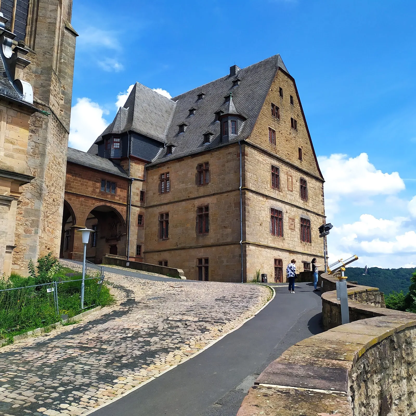 Вид на Замок Марбург, Германия