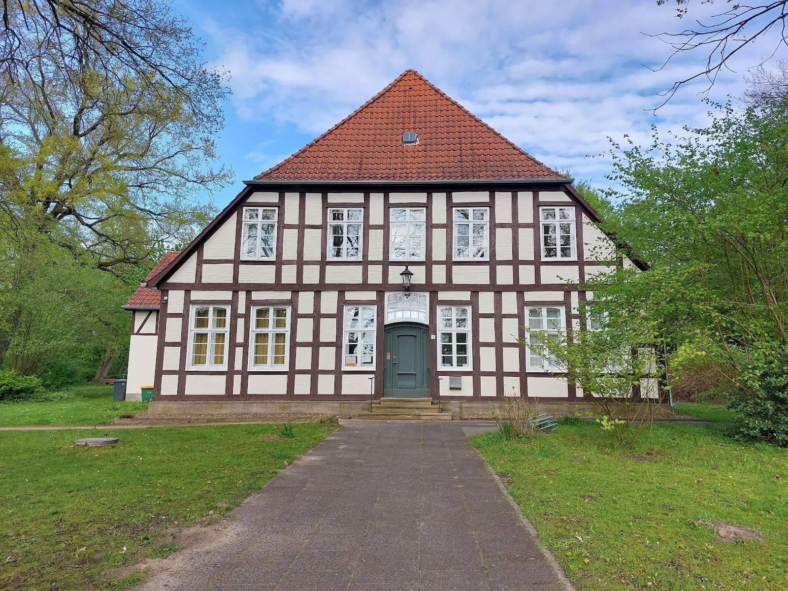 Замок Шёнебек