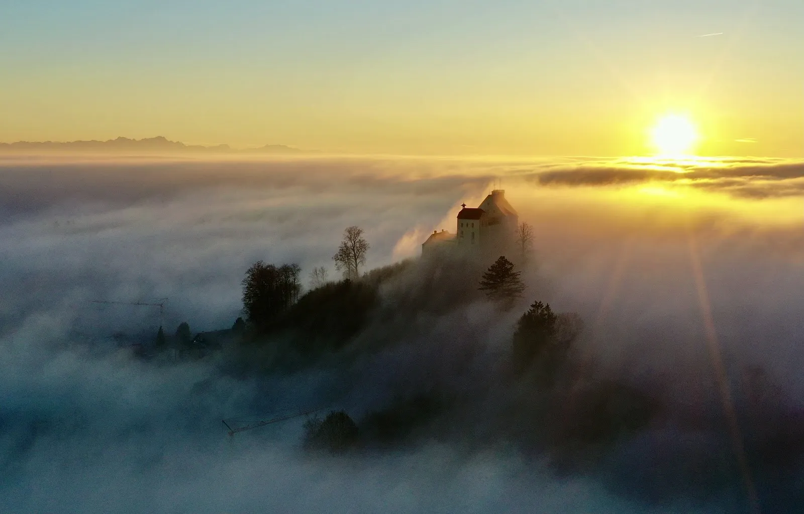 Замок Вальбург