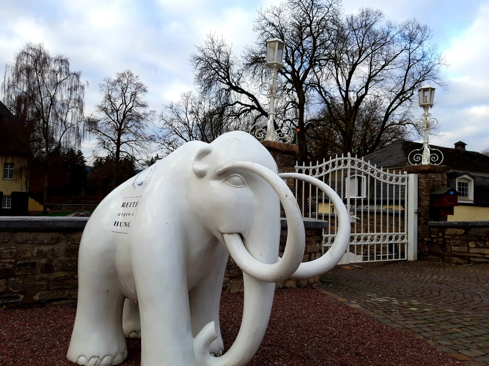 Вид на замок Воклюм с окружающей территорией