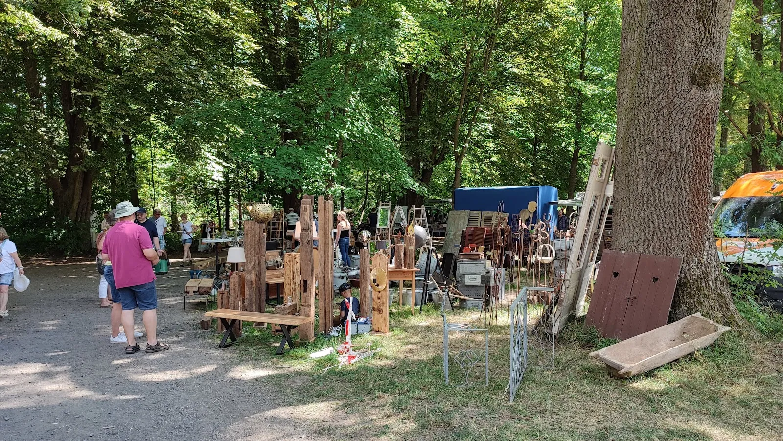 Вид на Замок Зикендорф в Лаутербахе, Германия