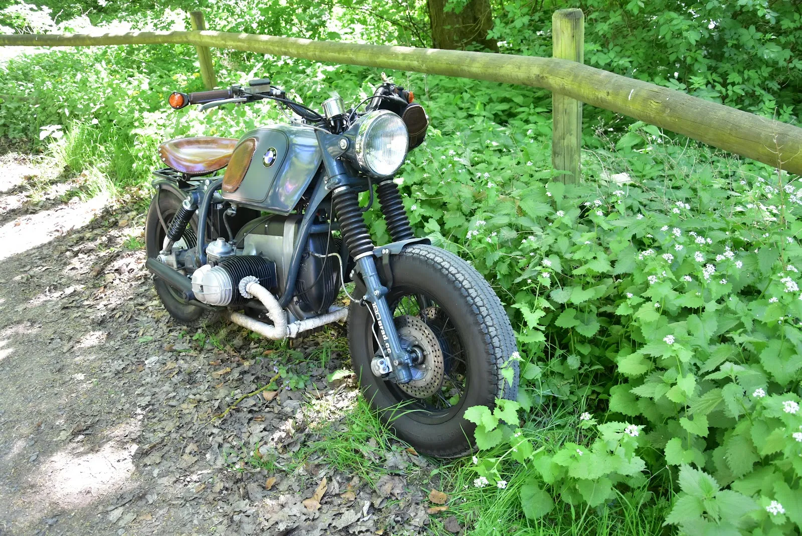 Вид на Замок Зикендорф в Лаутербахе, Германия