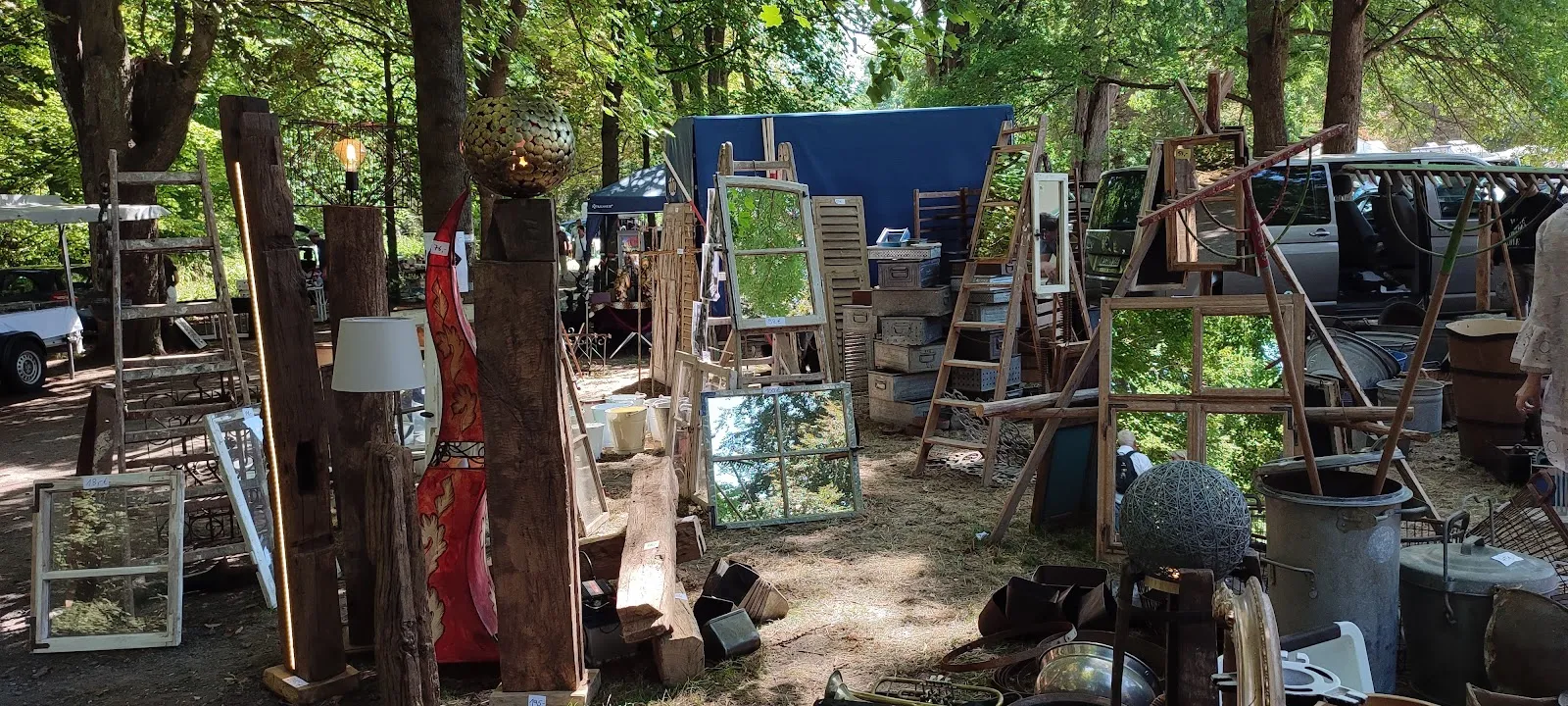 Вид на Замок Зикендорф в Лаутербахе, Германия