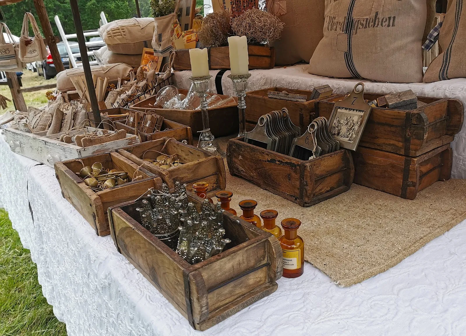 Вид на Замок Зикендорф в Лаутербахе, Германия