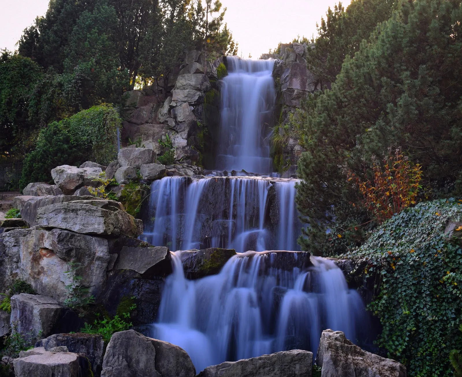 Зеленый Лабиринт в Эссене, Германия, зеленые стены, извилистые тропинки